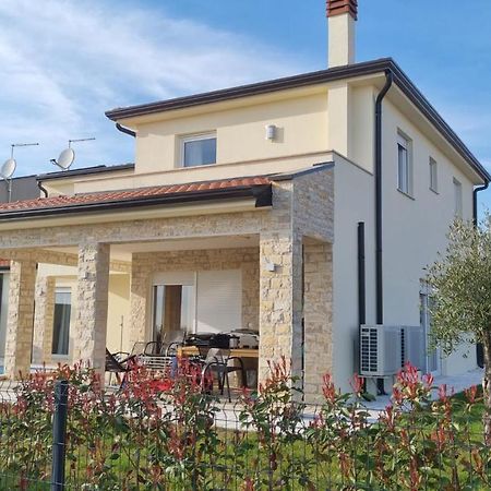 Villa Robert Kastelir Exterior photo